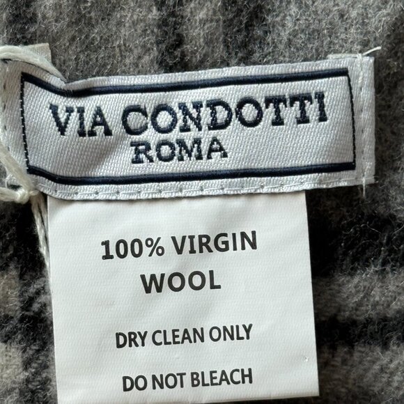 NWT Via Condotti 100% virgin wool unisex scarf with fringe - Picture 2 of 7